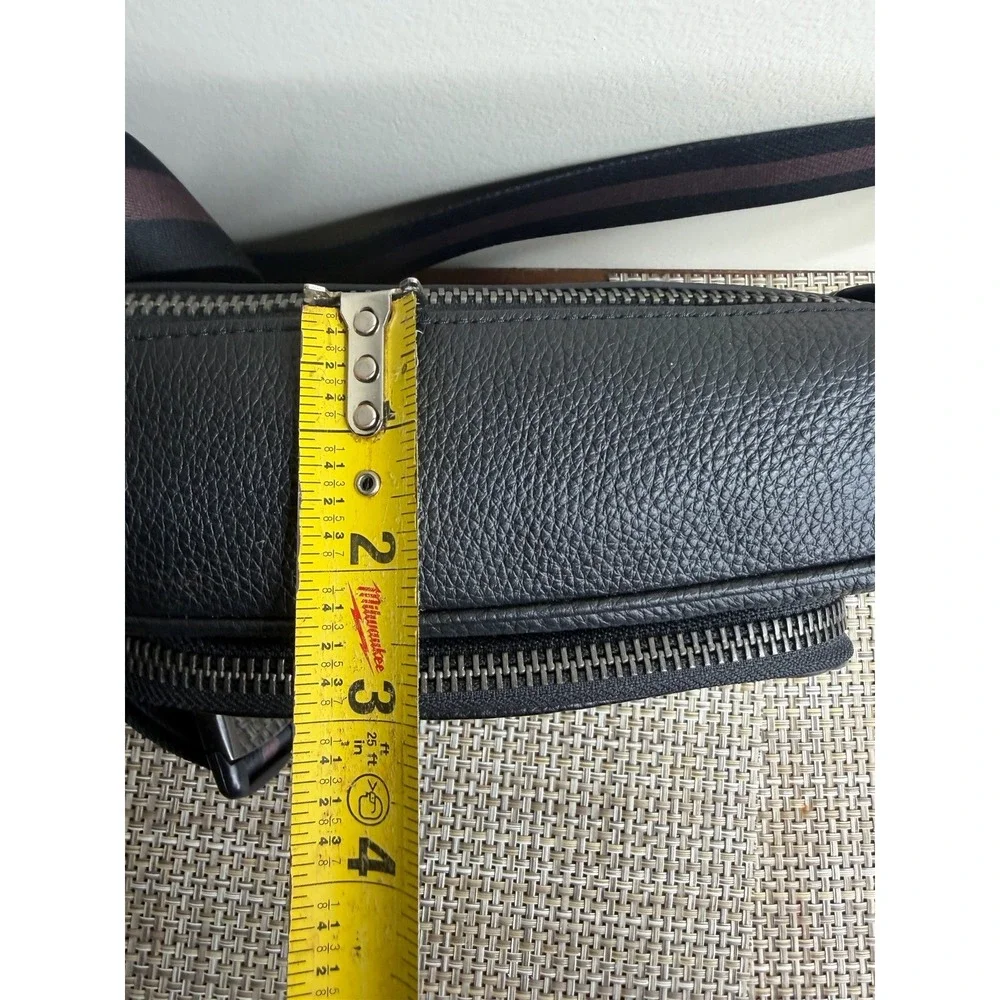 Coach excellent used